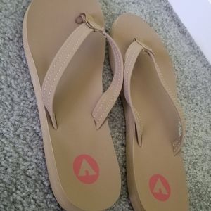 Airwalk Tune Tan beach flip flops